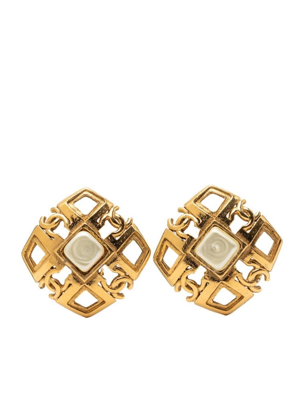 Chanel Cc Logo Clip-On Earrings Metal #256793C67B